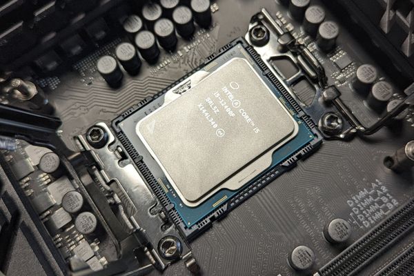 CPU Intel Core i7-12700K của PC Workstation i7 10700K | RTX 3060 12GB | RAM 16G | SSD 250GB